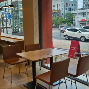 투썸플레이스 대표 사진