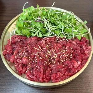 육회장 대표 사진