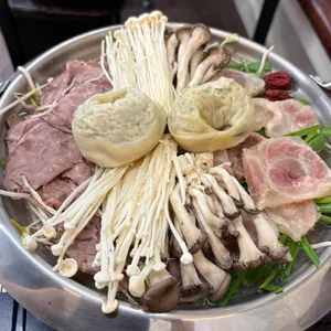 육회장 대표 사진