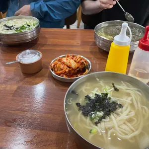 통큰칼국수 대표 사진