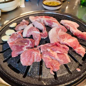 신림돼지뽈살 사진