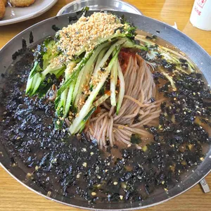 망우리고개 서옹메밀막국수 대표 사진