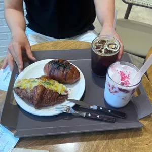 백희제과 대표 사진