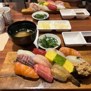 한땀스시 대표 사진