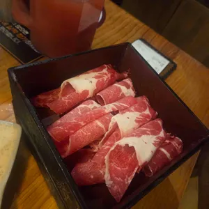 바르미스시샤브 대표 사진