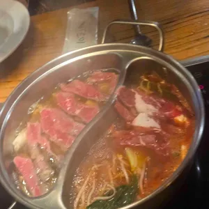 바르미스시샤브 대표 사진