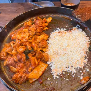 춘천 통나무집닭갈비 대표 사진