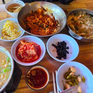먹어야산다 대표 사진