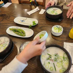 대양꼬리곰탕 사진