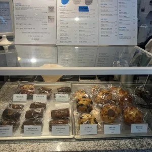 BAOBAB COFFEE ROASTERS 리뷰 사진