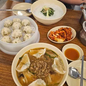 명동교자 대표 사진