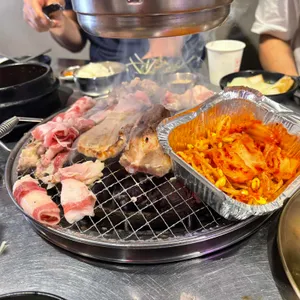 장터참숯무한리필 대표 사진