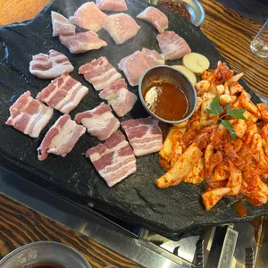 석암생소금구이 대표 사진