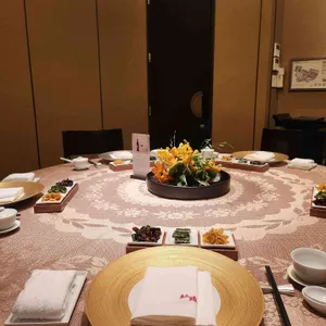 홍연 리뷰 사진