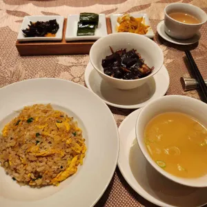 홍연 사진