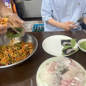 허심탄회 대표 사진