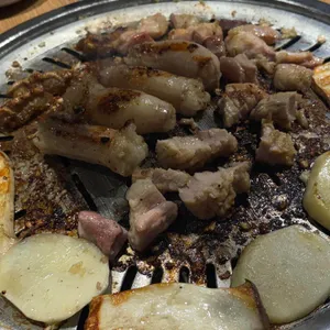 자갈치양곱창 대표 사진