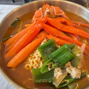 만천홍게탕 대표 사진