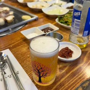 솔방구리 삼겹살 사진