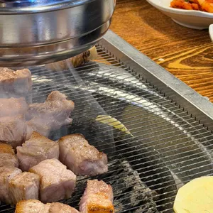솔방구리 삼겹살 리뷰 사진