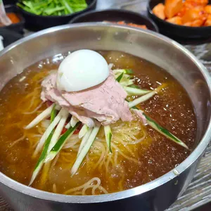 하동진 대표 사진
