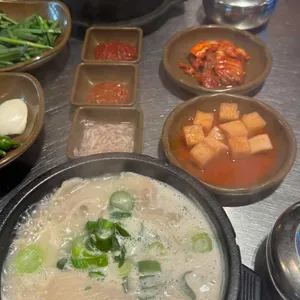 수변최고돼지국밥 대표 사진