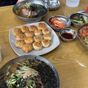 망우리고개 서옹메밀막국수 대표 사진