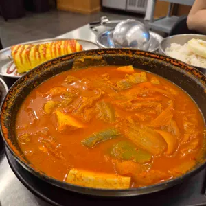 팔팔찌개 대표 사진