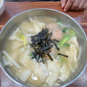 황해칼국수 대표 사진
