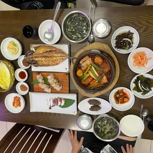 토끼와 거북이 대표 사진
