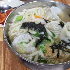 홍두깨손칼국수 대표 사진