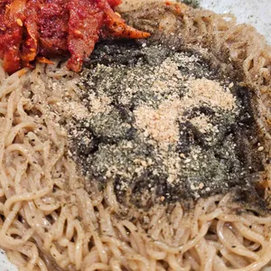 삼삼뼈국 사진
