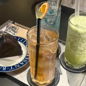 데이넌 대표 사진