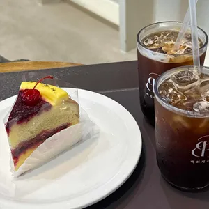 백희제과 대표 사진