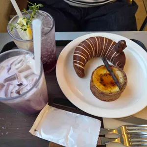 뮈에 대표 사진