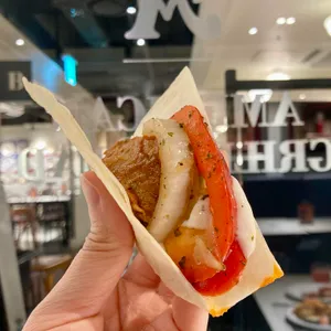 애슐리퀸즈 사진