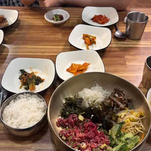 민정한우수육국밥 대표 사진