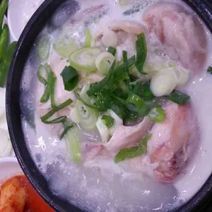 백년토종삼계탕 사진