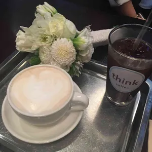 띵크커피 사진