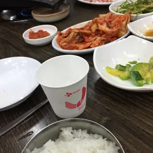 돈돼지삼겹살 사진