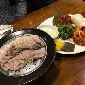 원할머니보쌈족발 사진