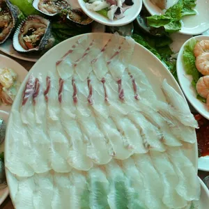 육자매수산횟집 사진