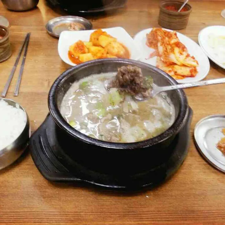 꿀꿀이순대국 사진