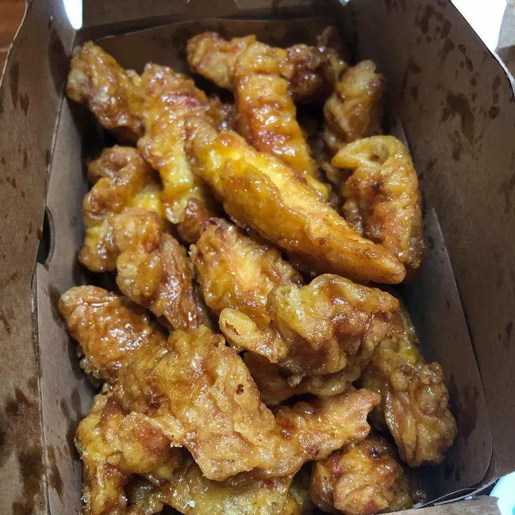 교촌치킨 사진