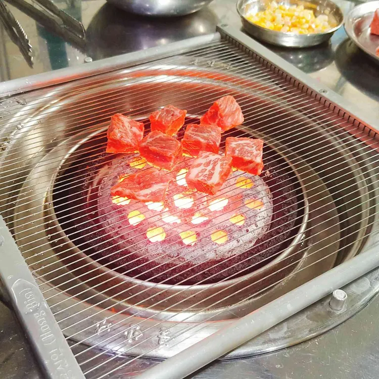 깍뚝연탄구이 사진