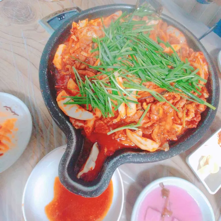 닭치고오리 사진