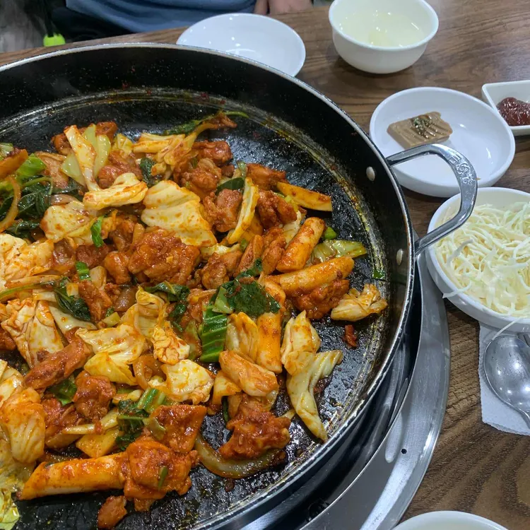 불타는춘천닭갈비 사진