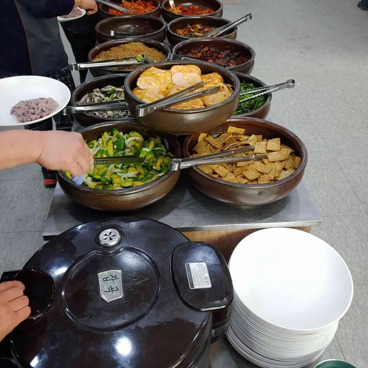 흥업식당 사진