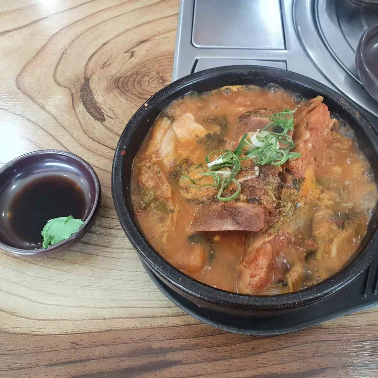통뼈감자탕 사진