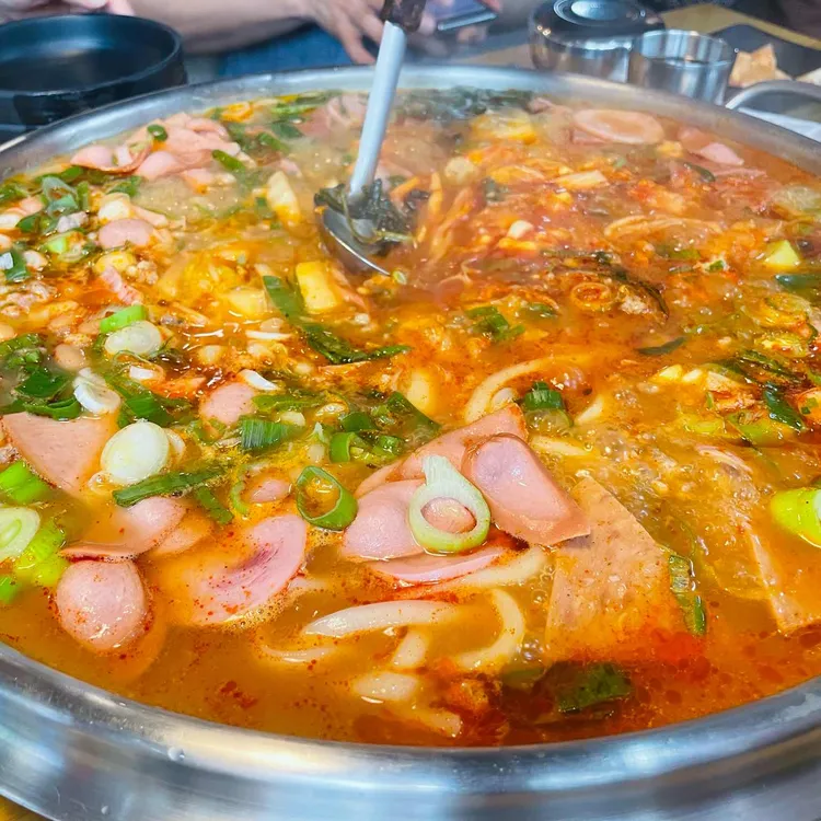 놀부부대찌개 사진